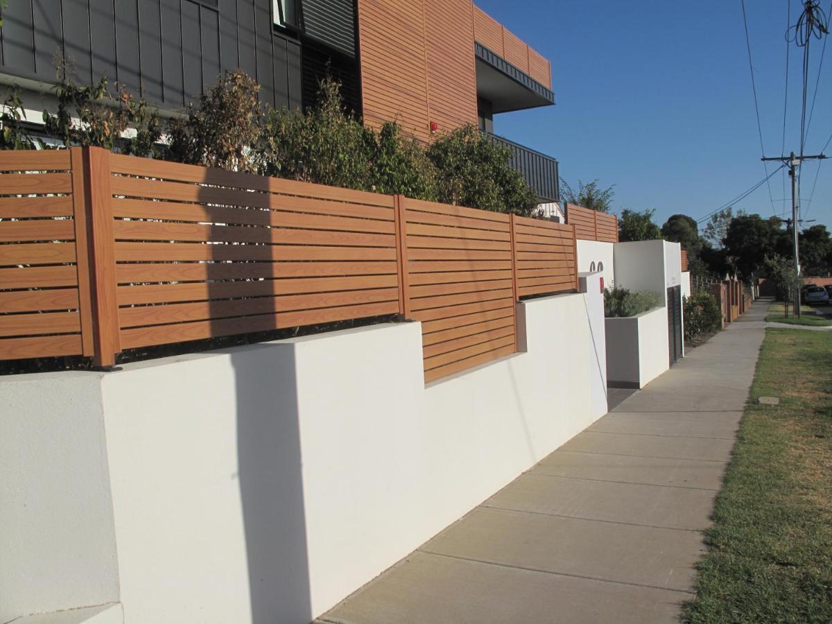 Modern 3 Bedroom Apt With Free Parking, Netflix, Wifi & Welcome Wine By Bnb Pro Melbourne City Exterior foto